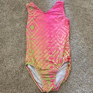 GK WOMENS MEDIUM GYMNASTICS LEOTARD LAURIE HERNANDEZ💗
